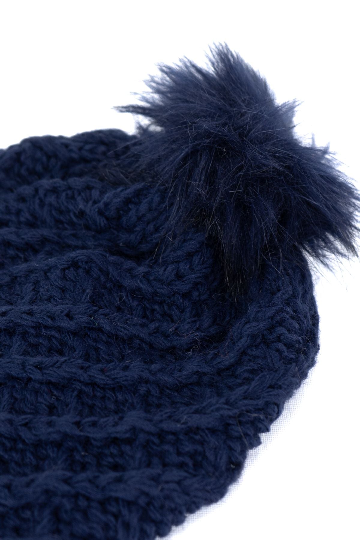 Kadın Kışlık Kalın Ponponlu Bere Pamuklu Örgü Modelli Sıcak Tutar Esnek Rüzgar Geçirmez