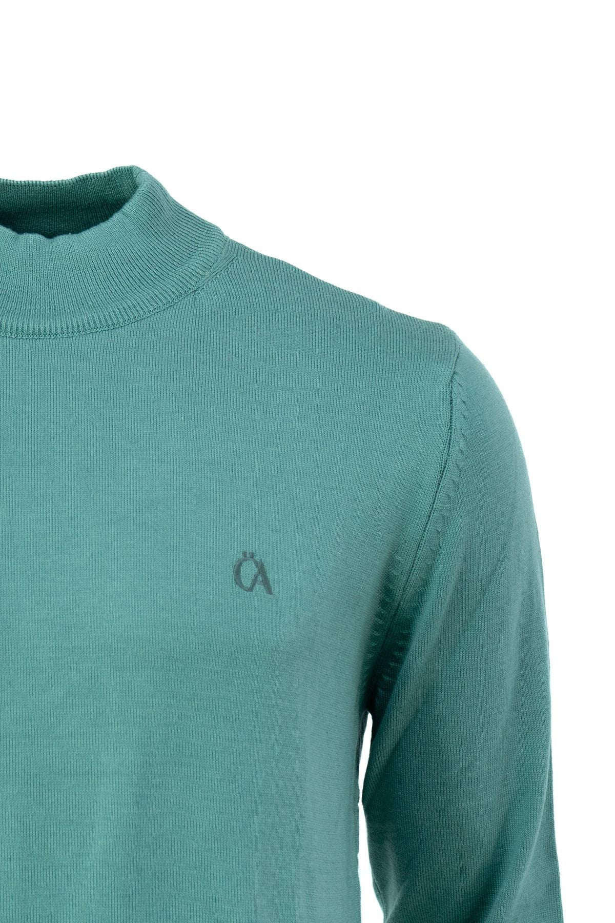 Erkek Kışlık Yarım Balıkçı Yaka Armalı Düz Renk Rahat Kesim Likralı Pamuklu Dokuma Kazak