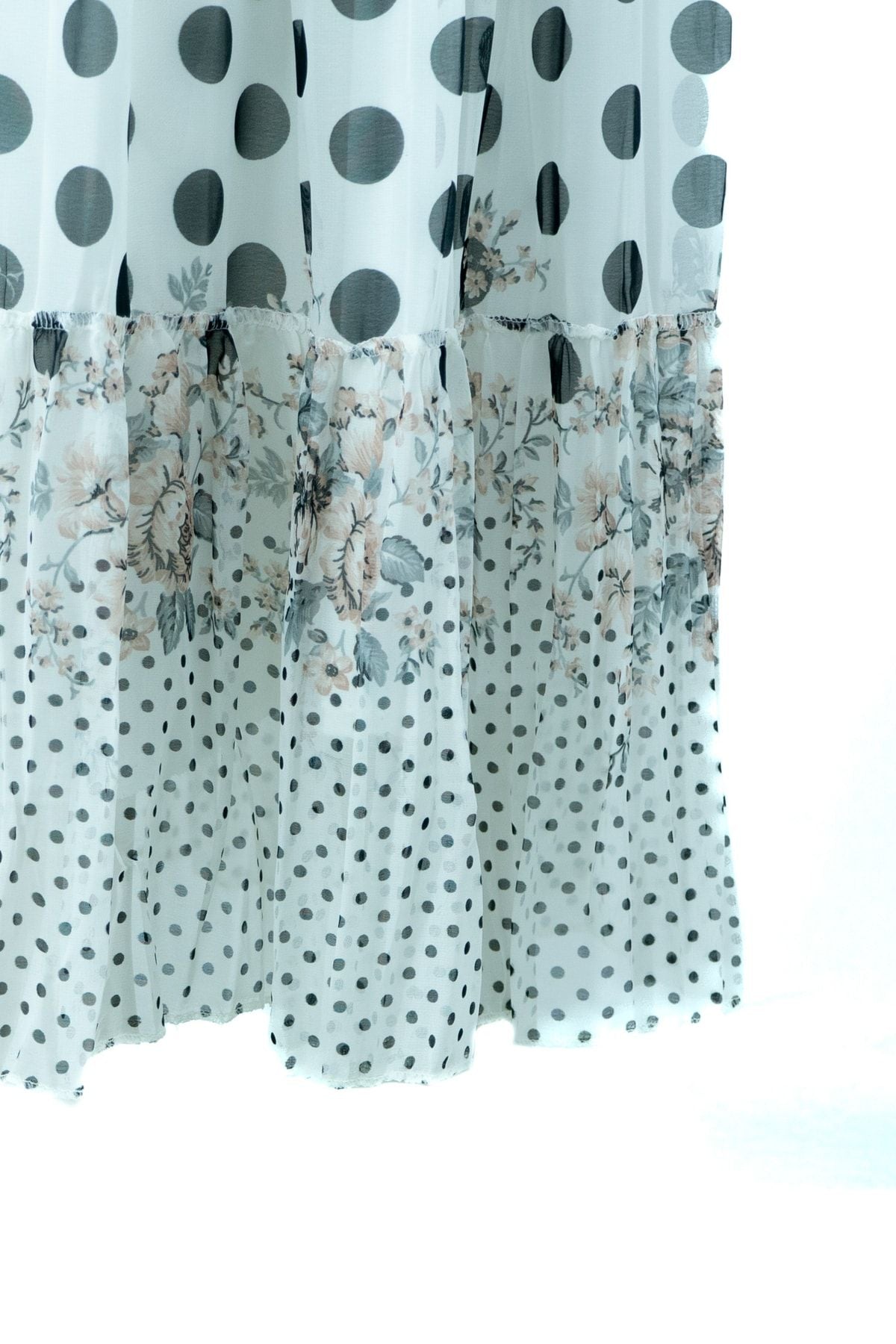 Kadın Bahar Puantiyesi Desenli Rahat Kesim Astarlı Likralı Üç Parçalı Premium Şifon Etek