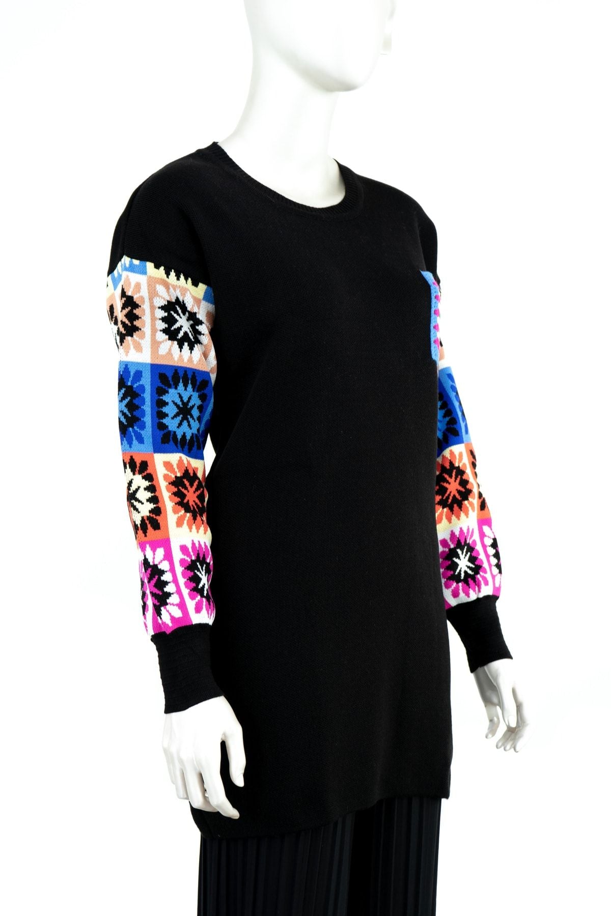 Kadın Kışlık Etnik Motifli Yuvarlak Yakalı Uzun Kollu Likralı Dokuma Triko Yeni Moda Tunik