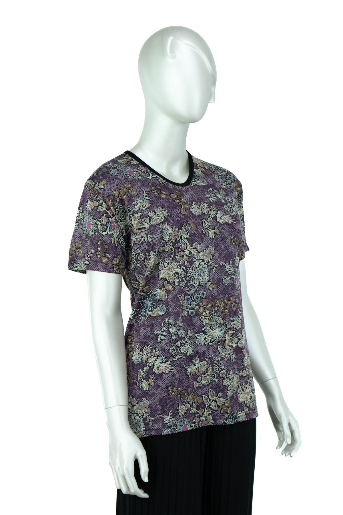 Kadın Çiçek Desenli Hafif V Yaka Kısa Kollu Tam Kalıp Turlu Viskon Penye Kumaş Anne Bluz