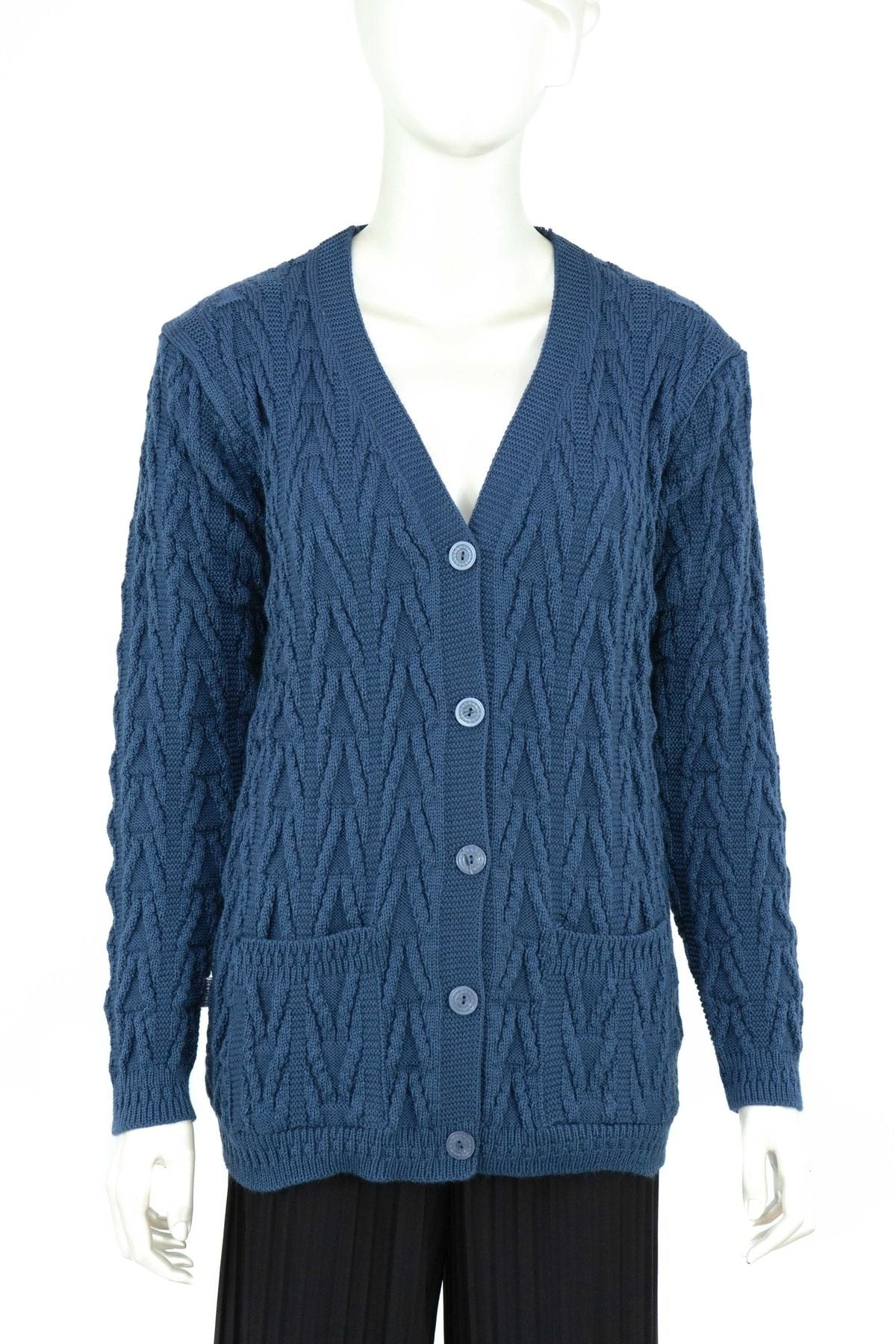 Kadın Kışlık Önden Düğmeli Uzun Kollu Çift Cepli Likralı Pamuklu Triko Dokuma Anne Hırka