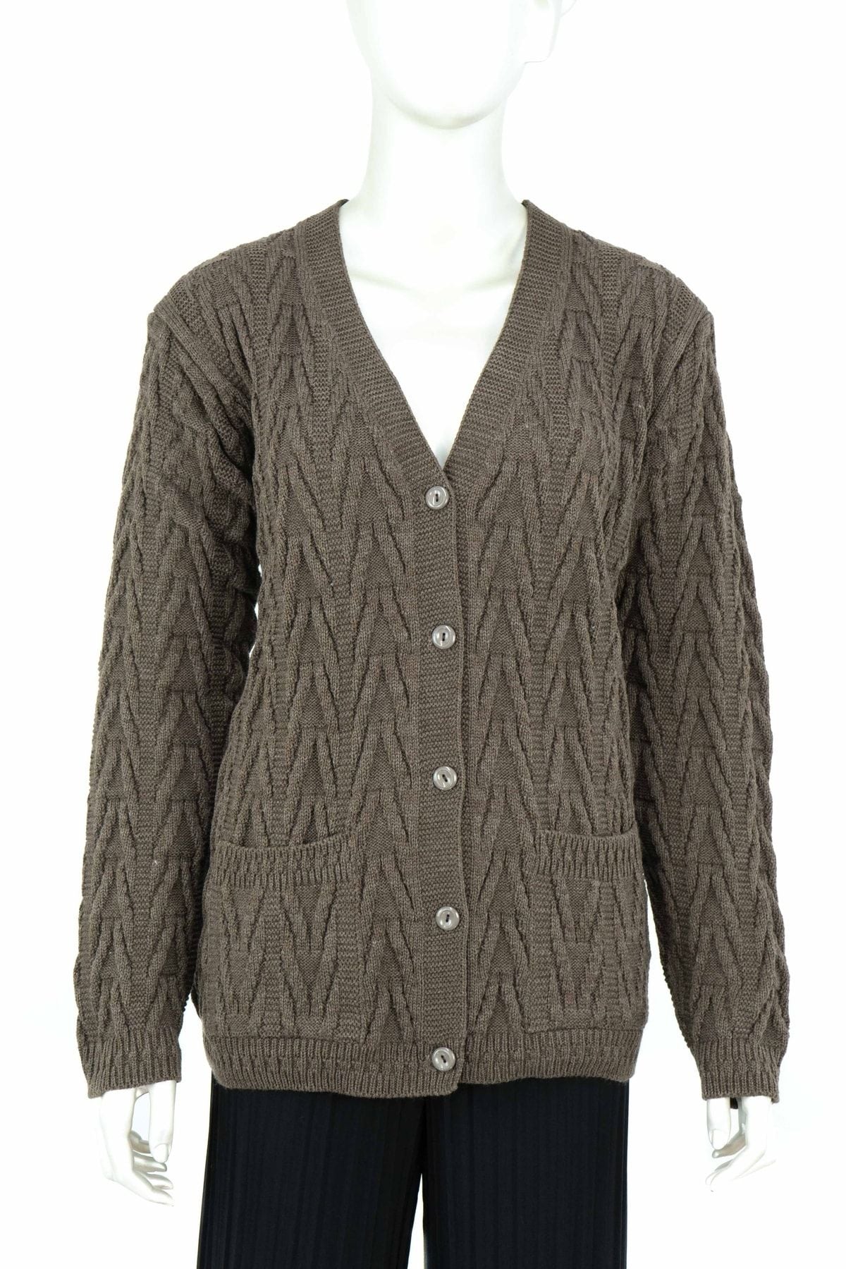 Kadın Kışlık Önden Düğmeli Uzun Kollu Çift Cepli Likralı Pamuklu Triko Dokuma Anne Hırka