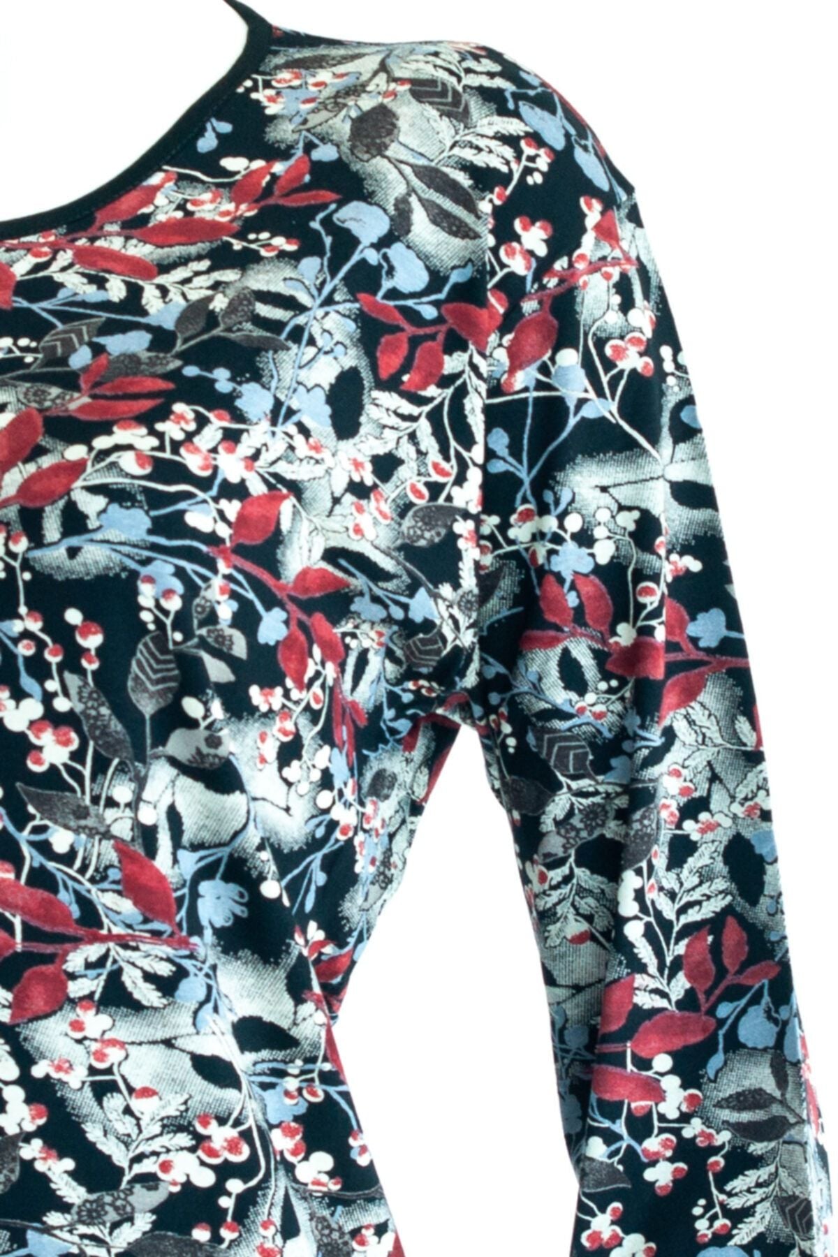 Kadın Siyah Kırmızı Butik Bluz Zarafet Dalı Desenli Rahat Kesim Likralı Viskon Kumaş