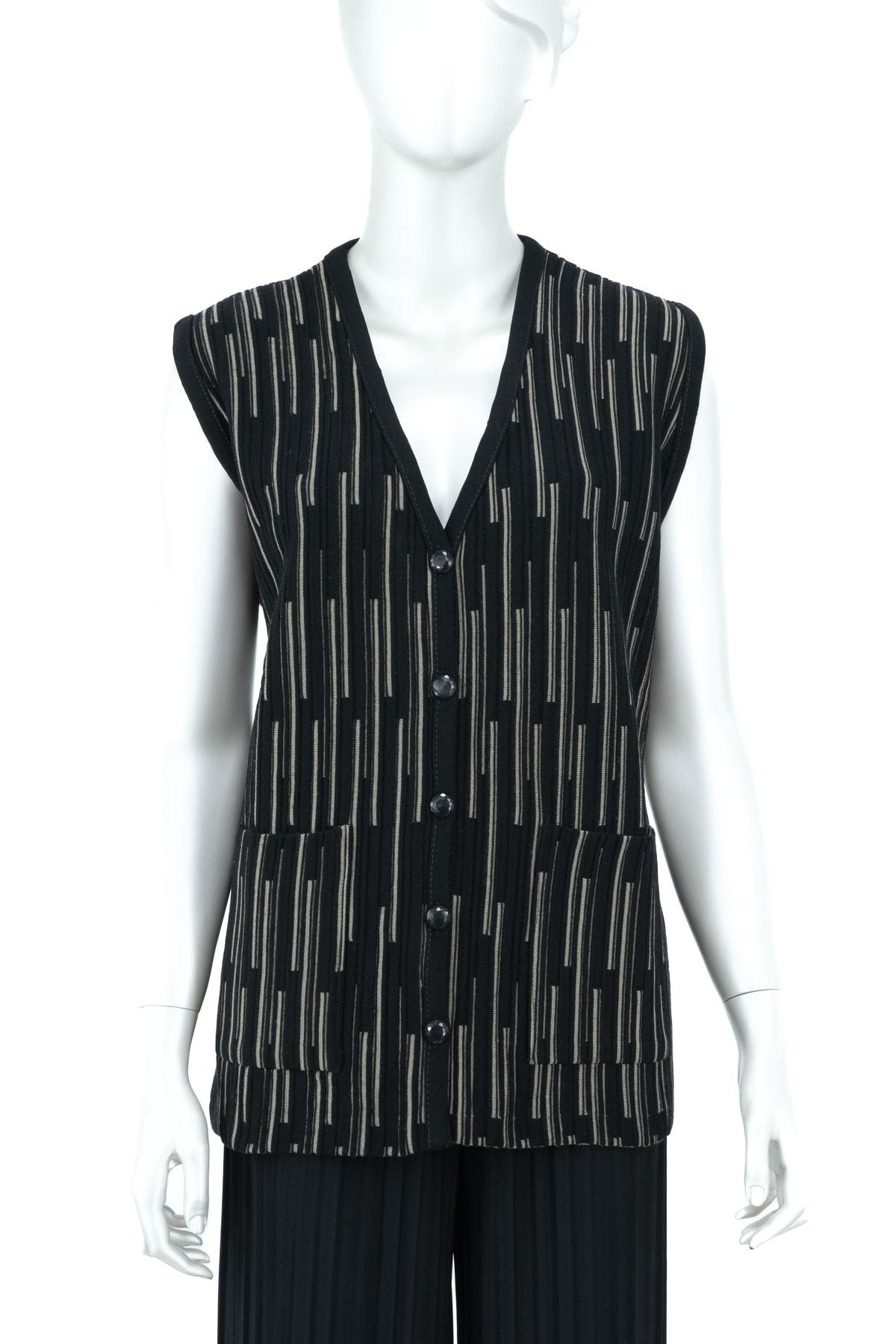 Kadın Kışlık Şık Elmas Modelli Önü Düğmeli Çift Cepli Tam Kalıp Likralı Dokuma Anne Yelek