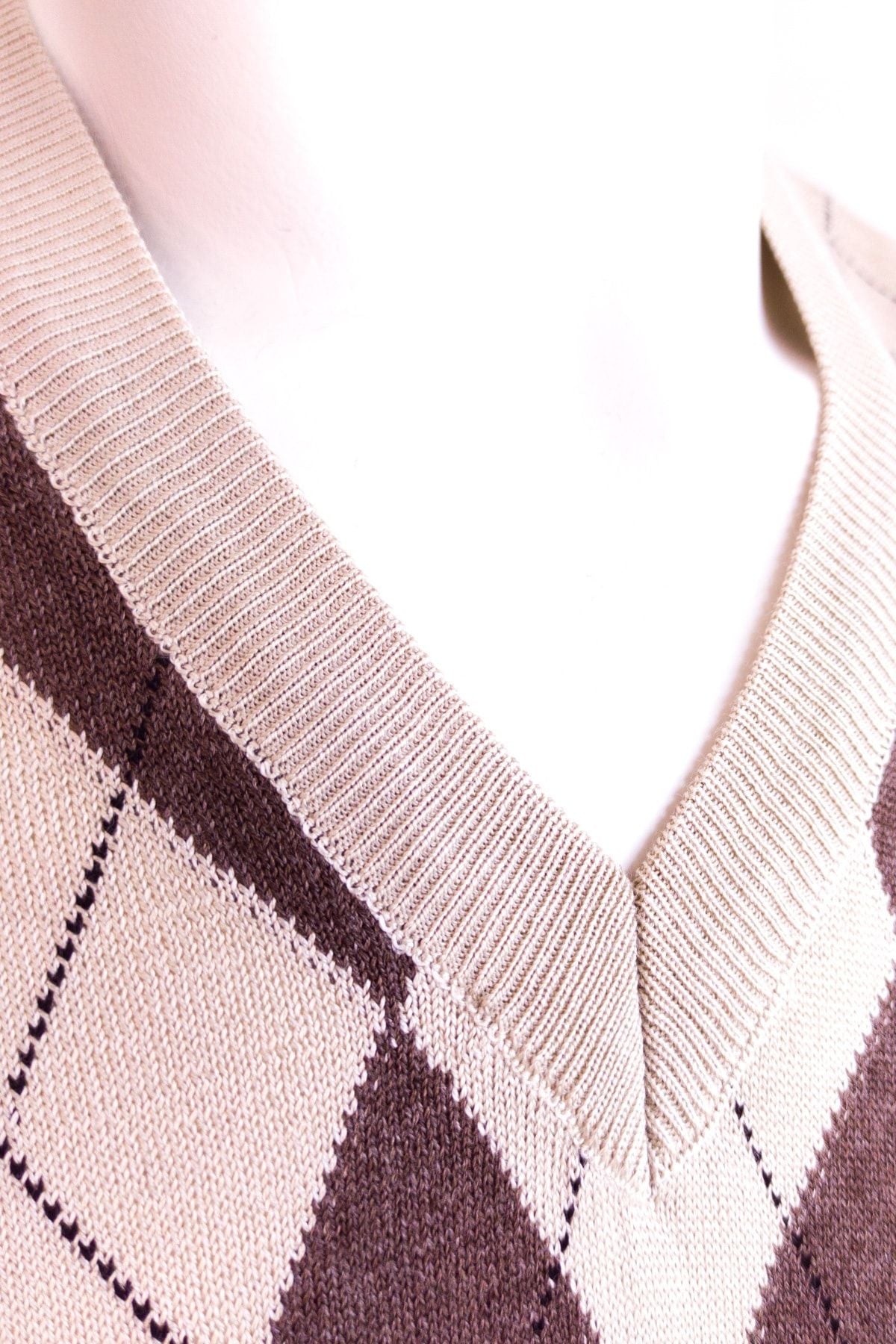 Erkek Krem Baba Süveteri Baklava Desenli V Yakalı İnce Yün Dokuma