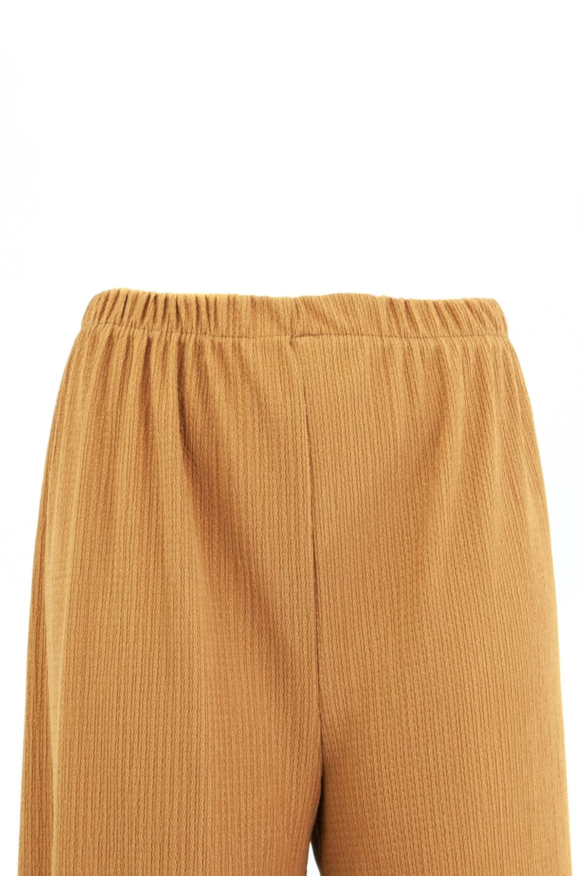 Kadın Rahat Kesim Geniş Paça Beli Lastikli Jumbo Boy Gofre Kumaş Anne Pantolon