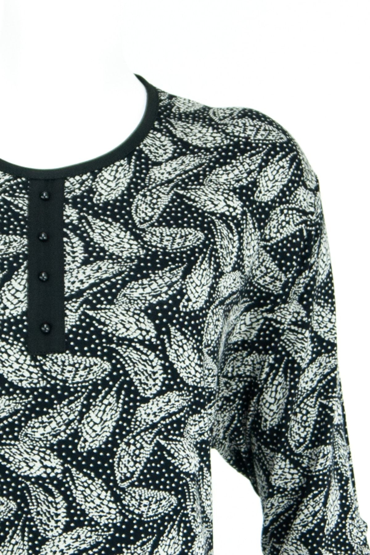 Kadın Yaprak Desenli Sıfır Yaka Geniş Kalıp Likralı Viskon Penye Kumaş Büyük Beden Anne Bluz