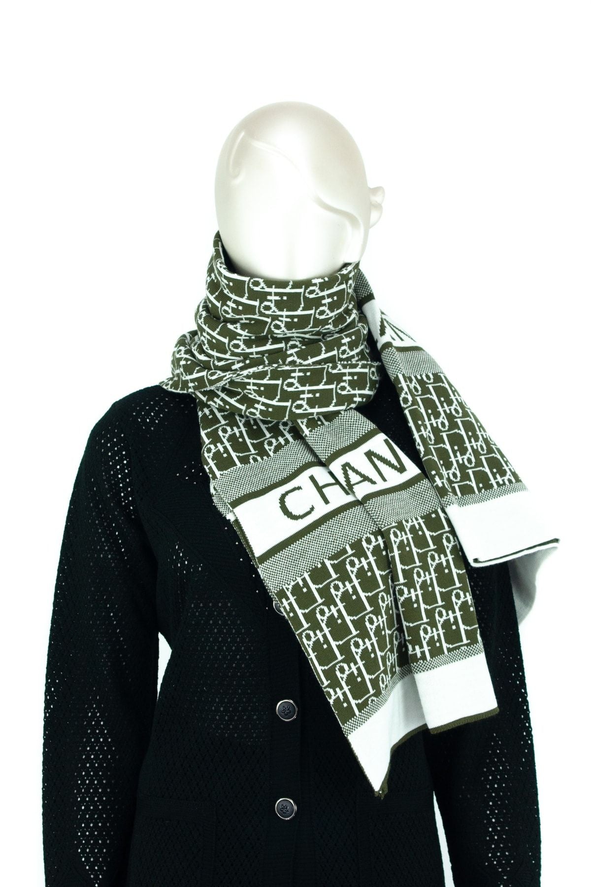 Kadın Kışlık Pamuklu Iplikten Dokuma Bilinen Modern Desenli Geniş Tarz Atkı Şal