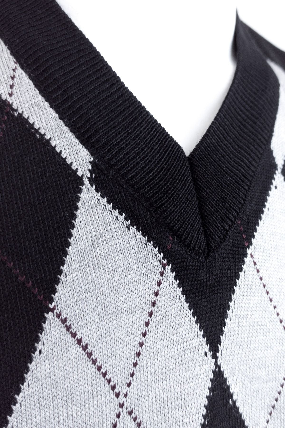 Erkek Siyah Baba Süveteri Baklava Desenli V Yakalı Ince Yün Dokuma