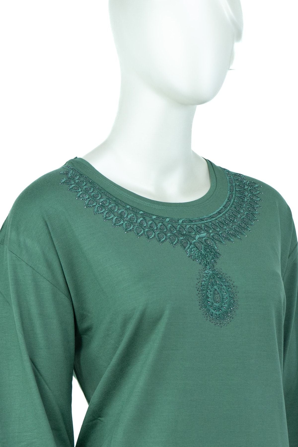 Kadın Kaşıkçı Elması Modelli Yuvarlak Yaka Tam Kalıp Likralı Viskon Penye Kumaş Anne Bluz