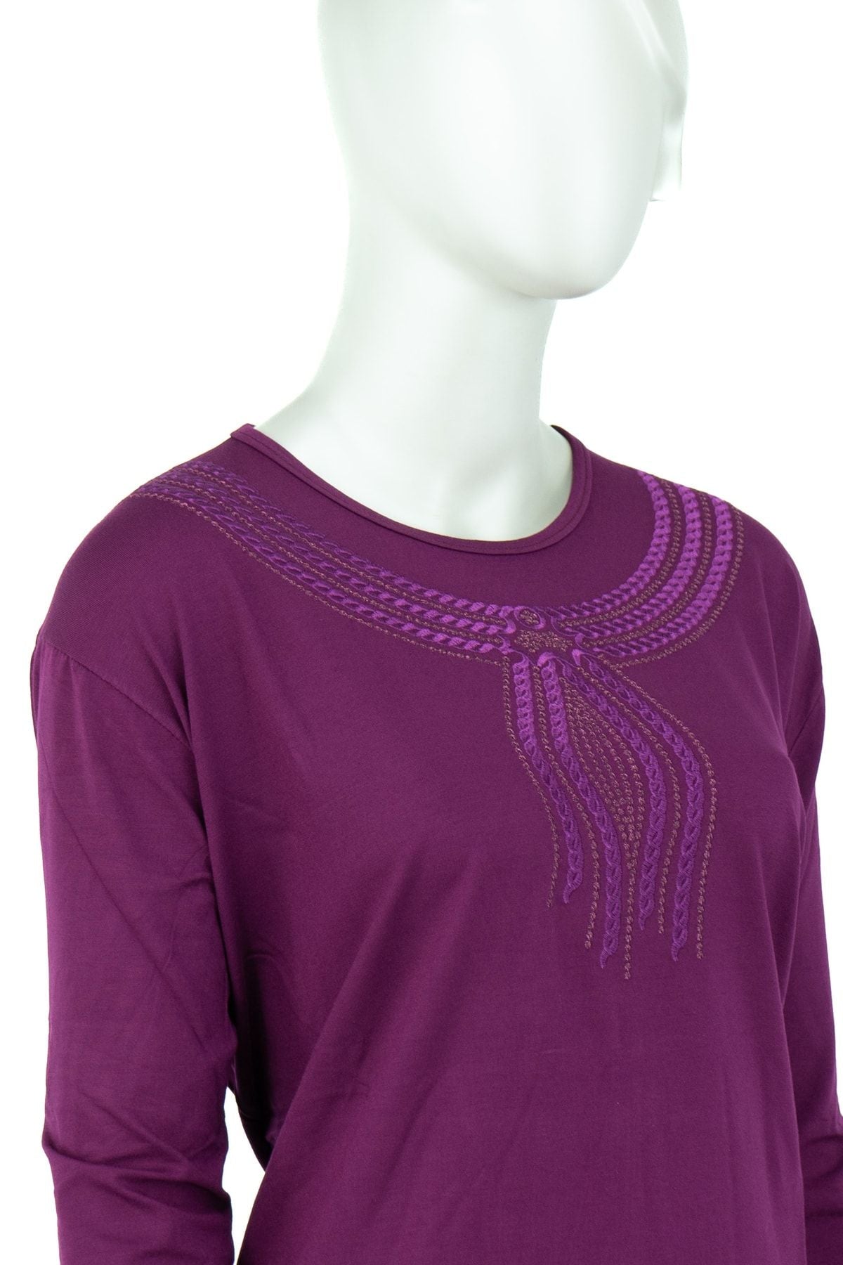 Kadın Şık Nakışlı Yuvarlak Yaka Tam Kalıp Likralı Viskon Penye Kumaş Büyük Beden Anne Bluz