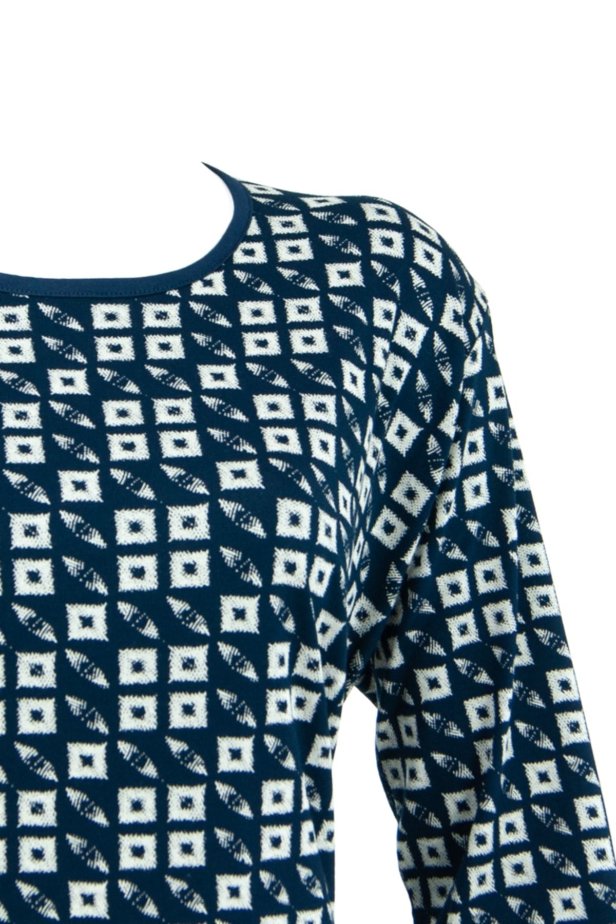 Kadın Şık Kare Desenli Yuvarlak Yaka Normal Kesim Likralı Pamuklu Penye Kumaş Anne Bluz