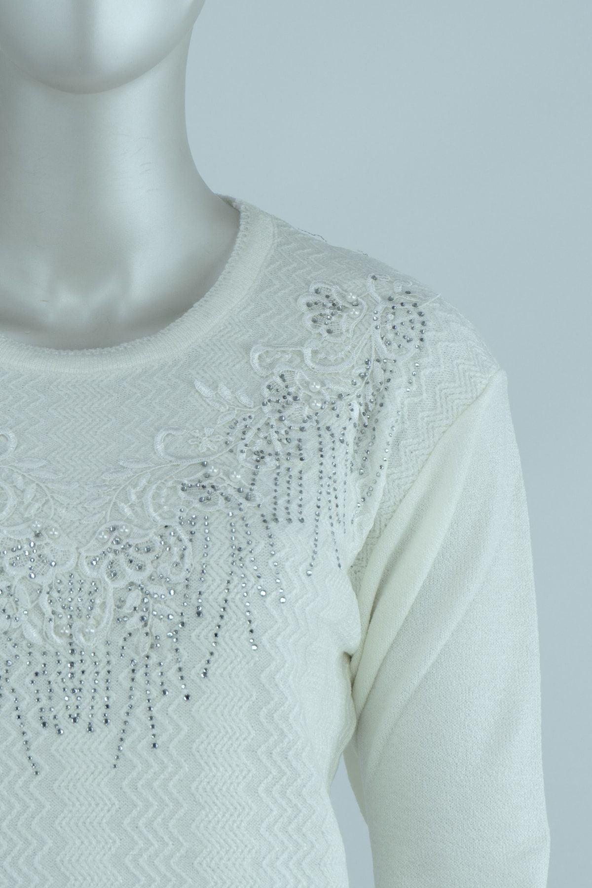 Kadın Kışlık Boncuk Kolye Motifli Boncuklu Ve Taşlı Likralı Kardelen Dokuma Anne Triko Kazak