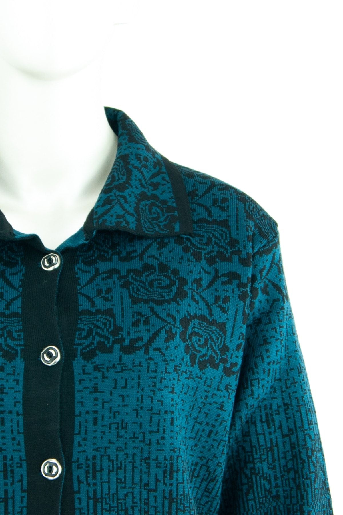 Kadın Anne Hırka Kışlık Triko Boydan Düğmeli Cepli Gül Zamanı Motifli Yünlü Dokuma