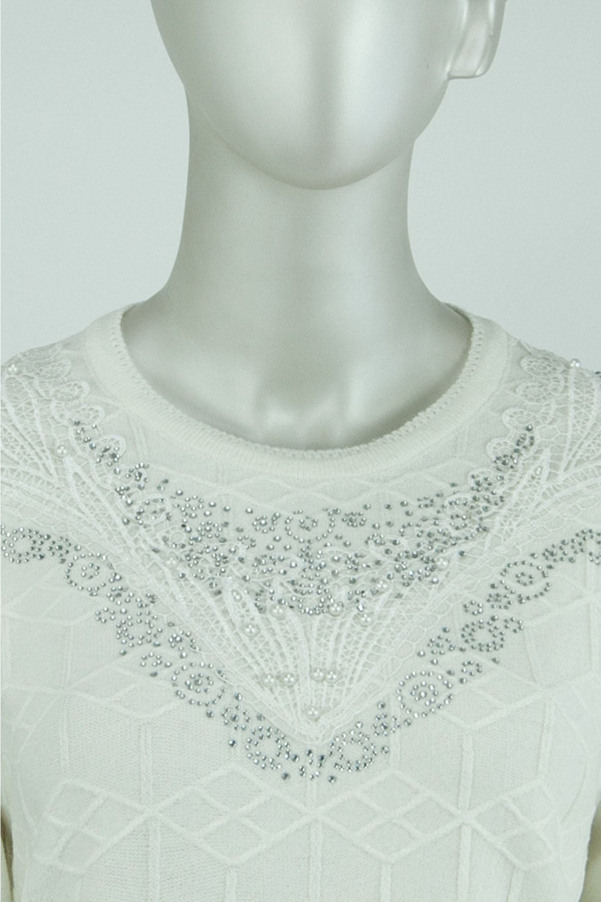 Kadın Kışlık Manolya Motifli Boncuklu Ve Taşlı Likralı Kardelen Dokuma Anne Triko Kazak