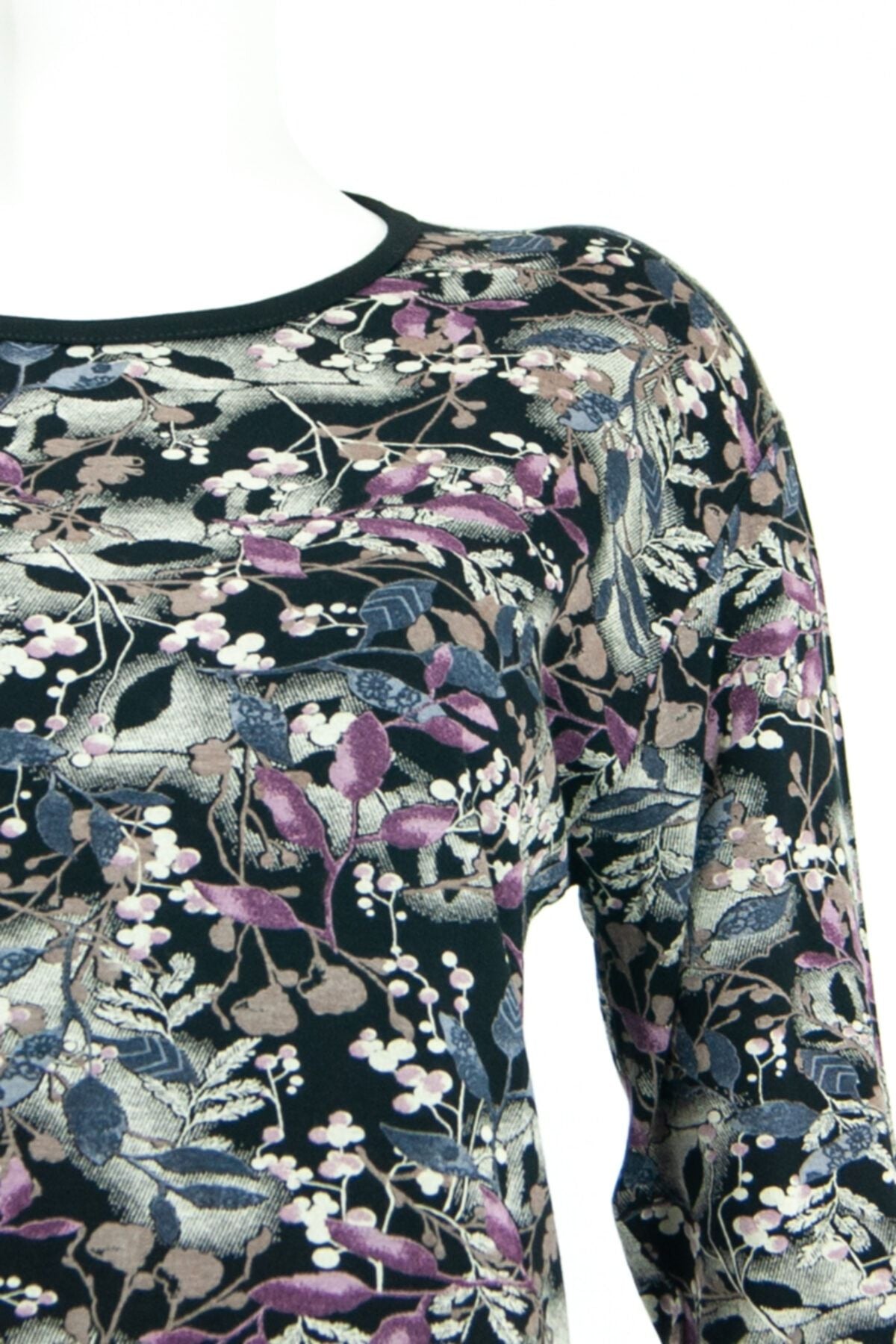 Kadın Siyah Mavi Anne Butik Bluz Zarafet Dalı Desenli Rahat Kesim Likralı Viskon Kumaş
