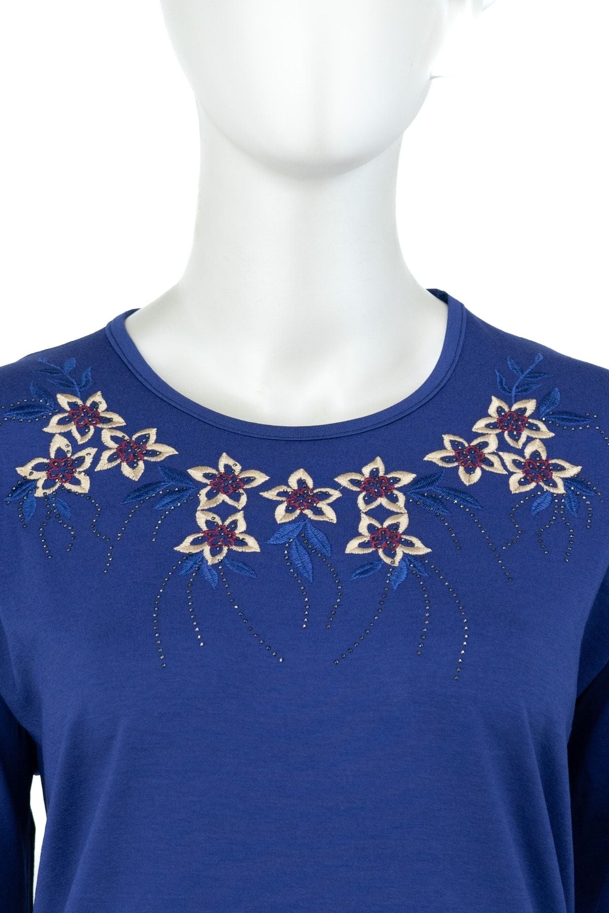 Kadın Çiçek Nakışlı Pullu Yuvarlak Yaka Dar Kalıp Likralı Viskon Penye Kumaş Anne Bluz