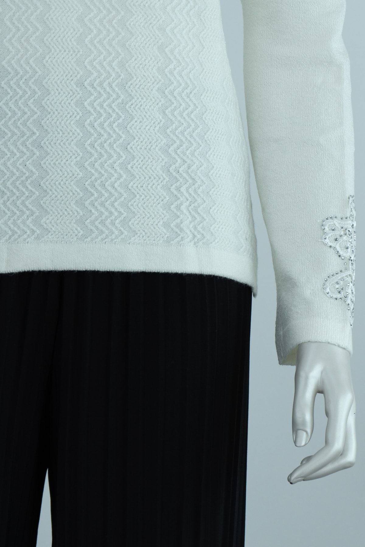 Kadın Kışlık Boncuk Kolye Motifli Boncuklu Ve Taşlı Likralı Kardelen Dokuma Anne Triko Kazak