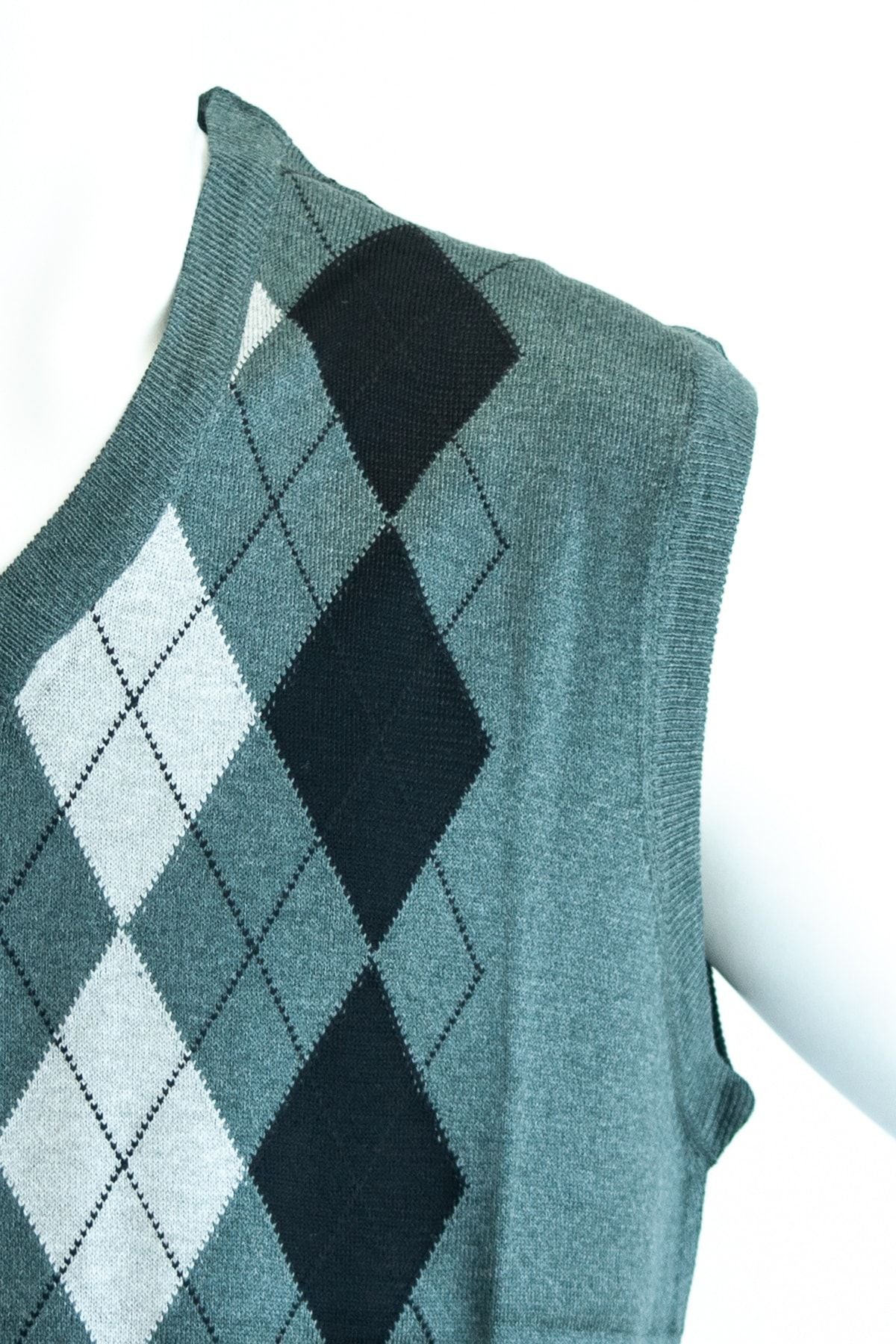 Erkek Yeşil Baba Süveteri Baklava Desenli Rahat Kesim V Yakalı Ince Yün Dokuma