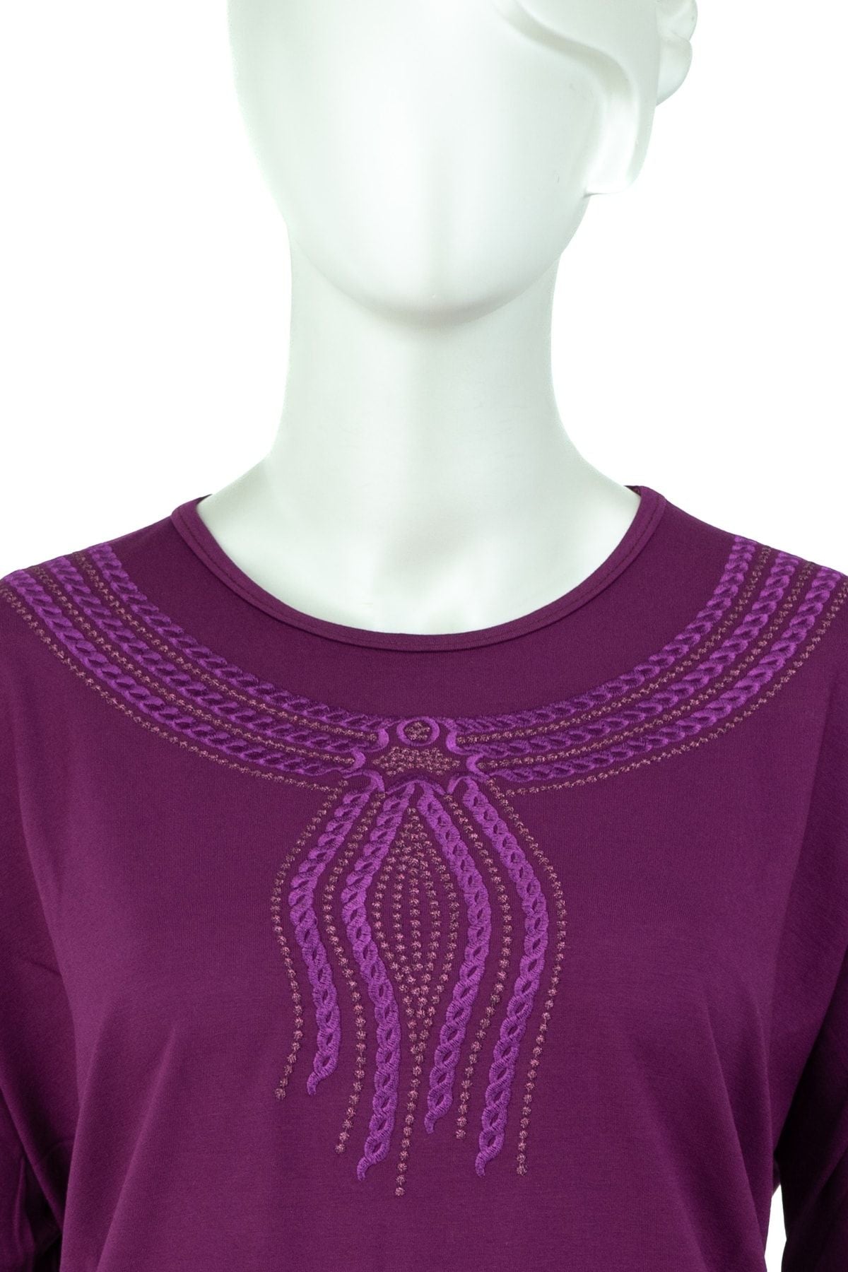 Kadın Şık Nakışlı Yuvarlak Yaka Tam Kalıp Likralı Viskon Penye Kumaş Büyük Beden Anne Bluz