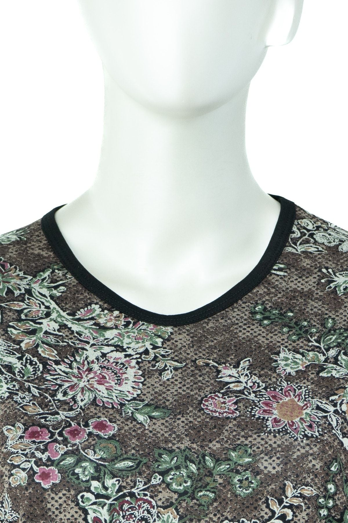 Kadın Şık Demet Desenli Hafif V Yaka Tam Kalıp Likralı Turlu Viskon Penye Kumaş Anne Bluz