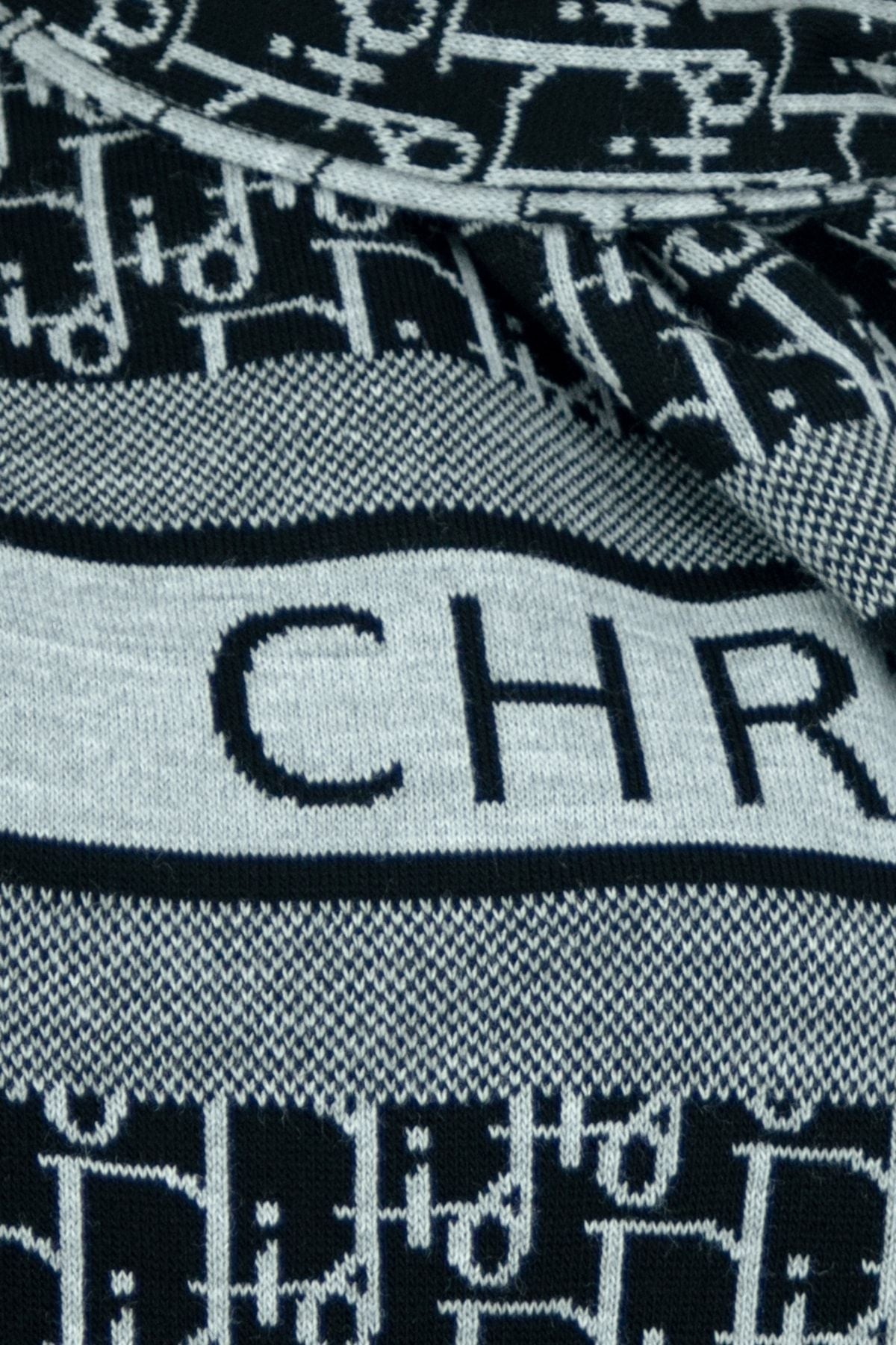 Kadın Kışlık Pamuklu Iplikten Dokuma Bilinen Modern Desenli Geniş Tarz Atkı Şal