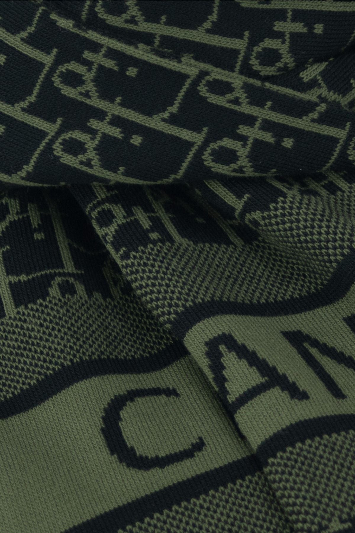 Kadın Kışlık Pamuklu Iplikten Dokuma Bilinen Modern Desenli Geniş Tarz Atkı Şal