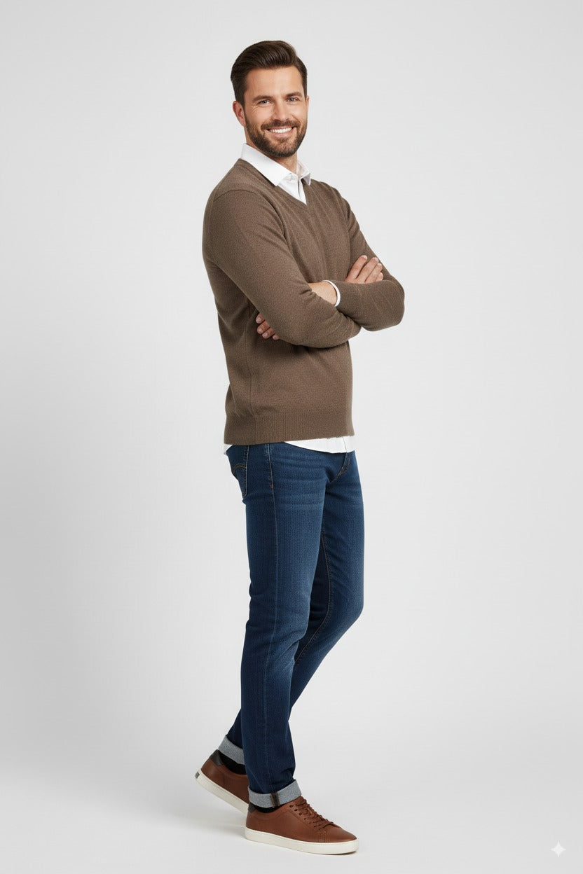 Erkek Uzun Kollu V Yakalı Düz Renk Klasik Model Rahat Kesim Tam Kalıp Yünlü Dokuma Kazak