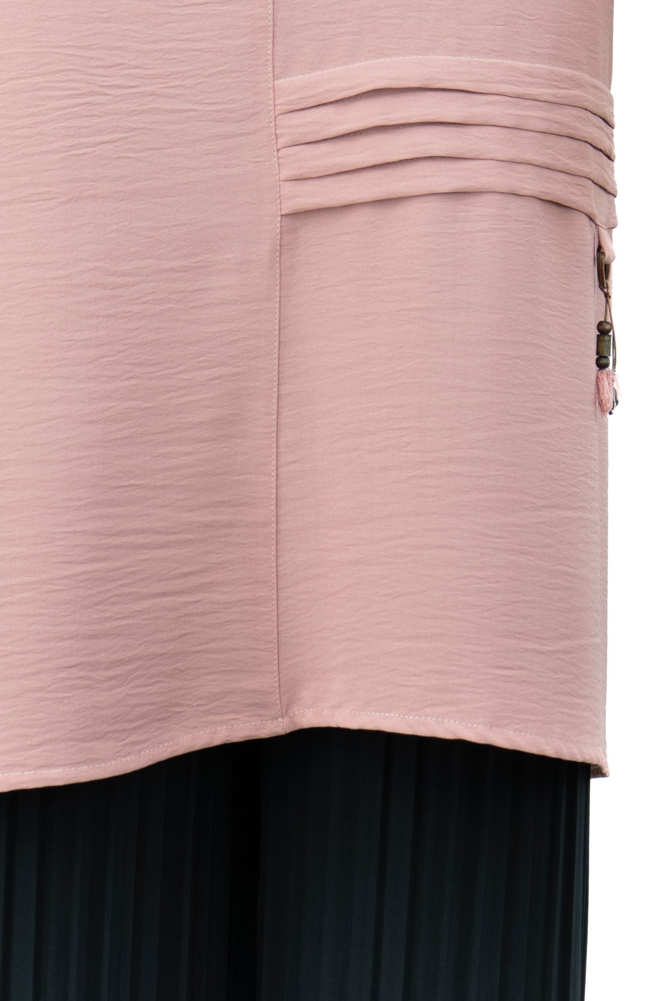 Kadın Bahar Püskülü Detaylı Yuvarlak Yaka Rahat Kesim Likrasız Aerobin Kumaş Tunik