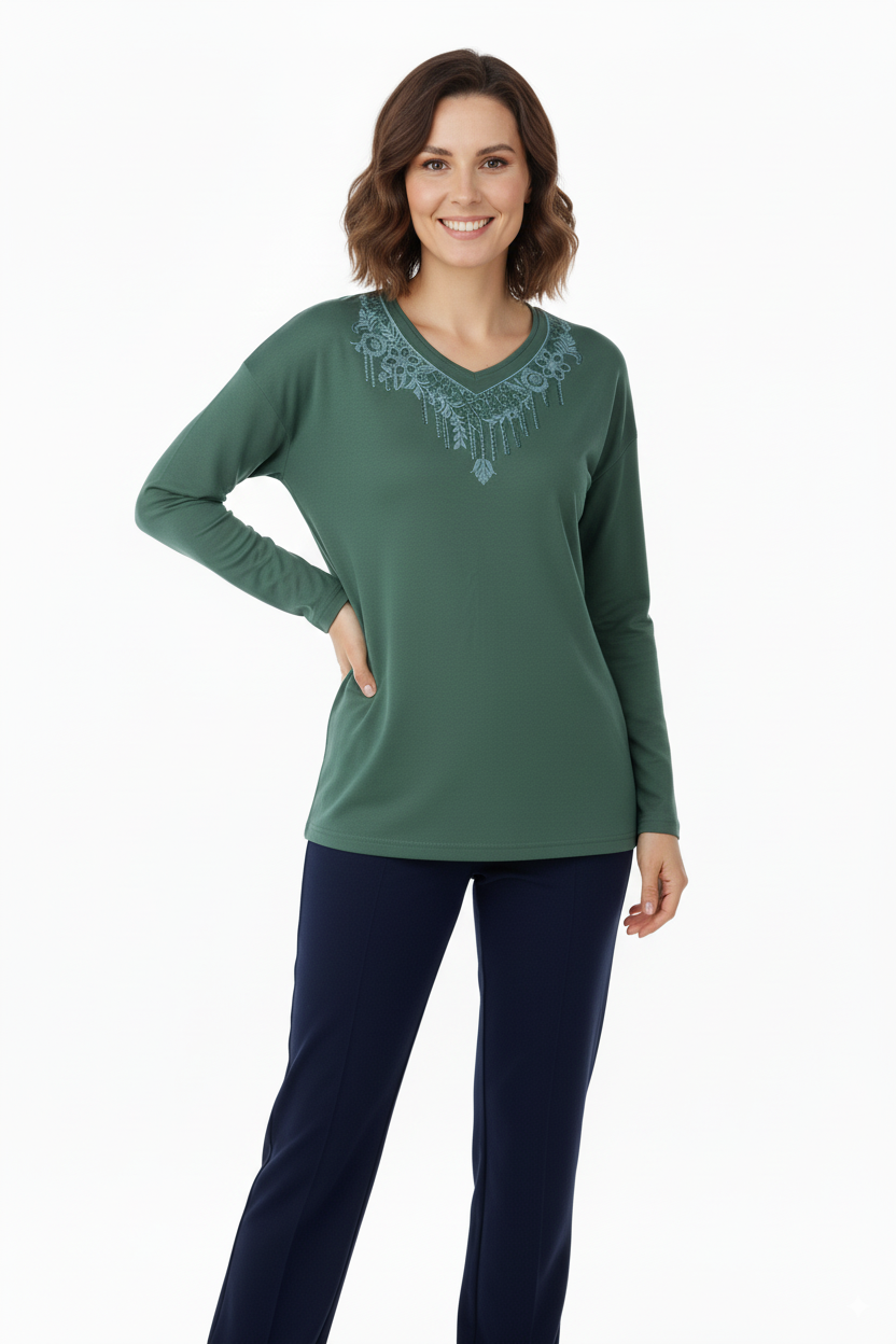 Kadın Anne Bluz Viskon Penye Kumaş Hafif V Yakalı Kolyem Model Battal Beden Rahat Tam Kalıp