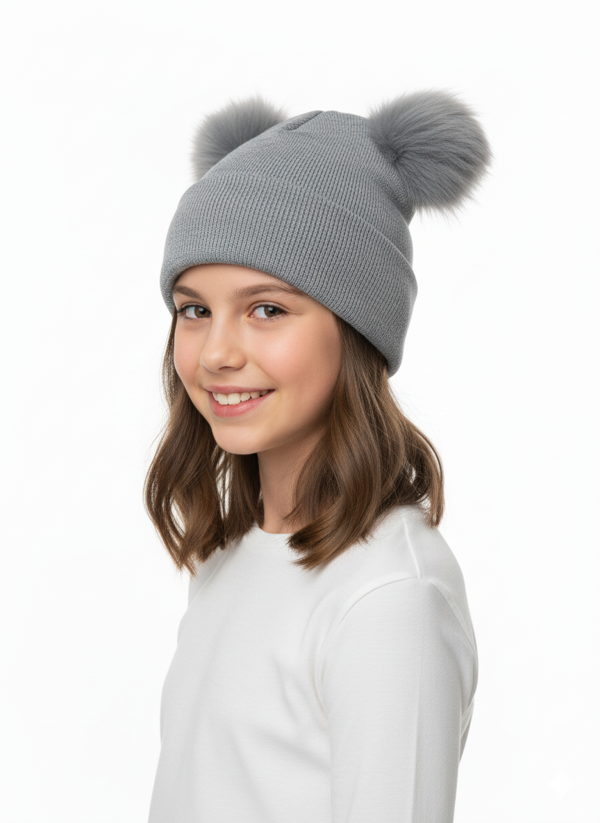 Oppland Kız Çocuk Kışlık Kalın Bere Çift Ponpon Model Pamuklu Katlamalı Sıcak Tutar Esnek Rüzgar Geçirmez Rahat Tasarım